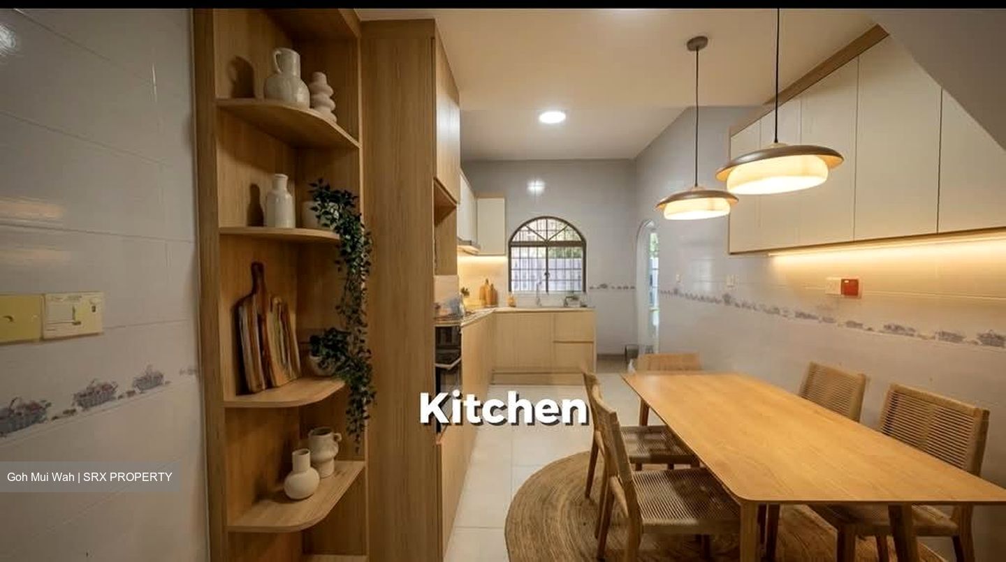 MARIAM CLOSE (D17), Detached #559452541